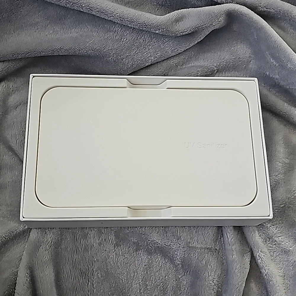 UV Sanitizer w/ Wireless Charging - Designed for Samsung - never used
